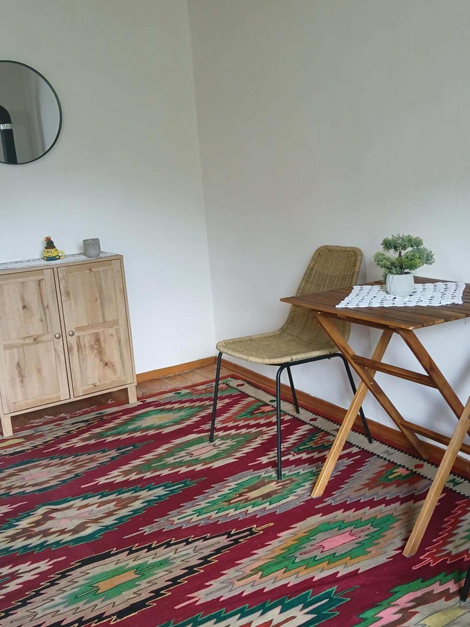 Bujtina Tusha Hotel Priska e Madhe Ngoại thất bức ảnh